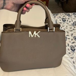 Michael Kors Small leather satchel handbag! Used few times in great condition!!l